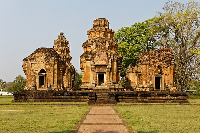Prasat Sikhoraphum-MAR15-013